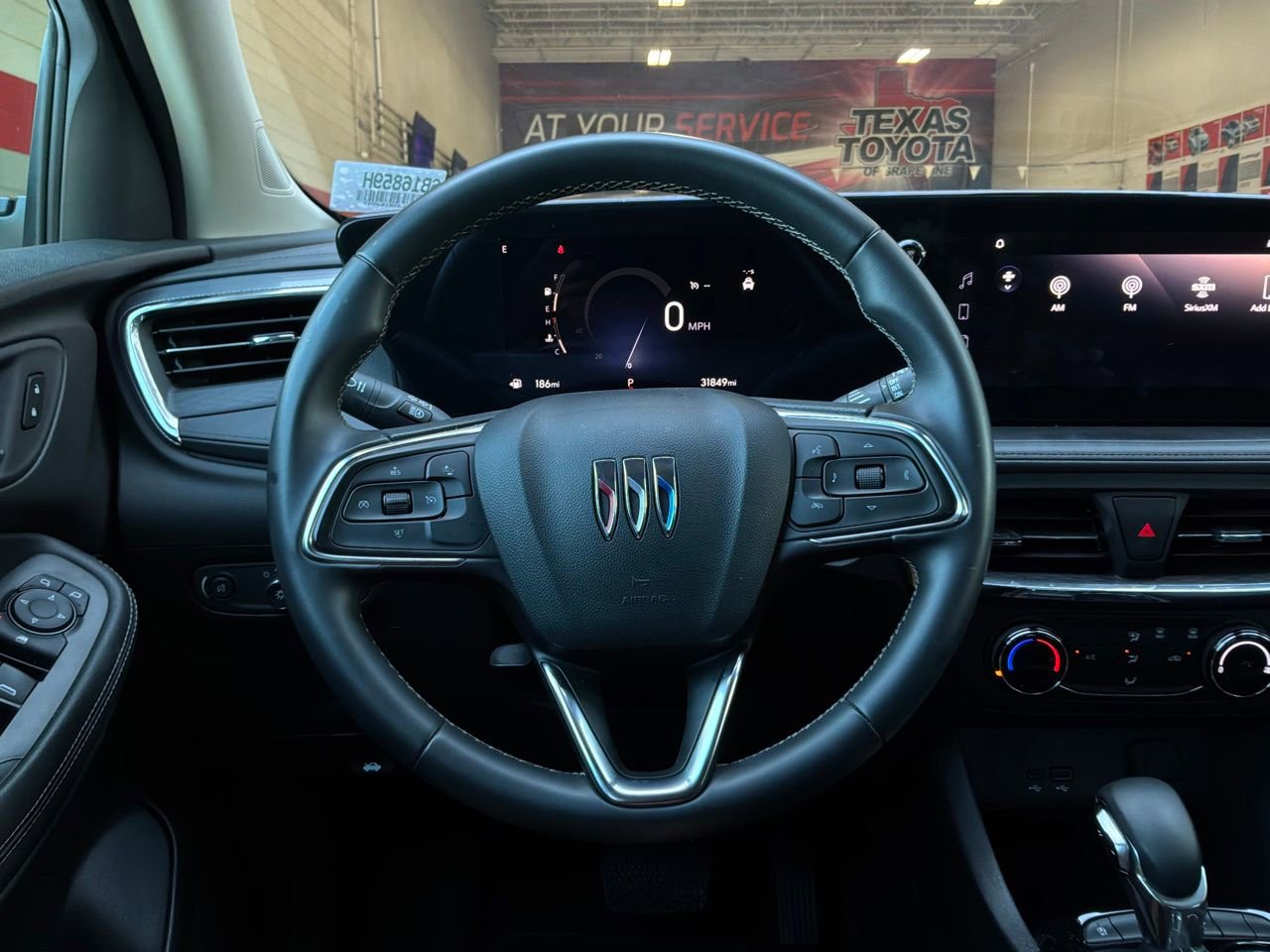 Used 2025 Buick Encore GX Preferred FWD image 31