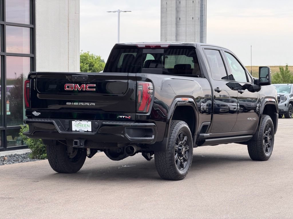 Used 2024 GMC Sierra 2500 AT4 w/ Technology Package AWD/4WD image 5
