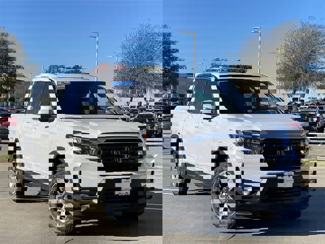 Certified 2024 Honda Ridgeline RTL image 2