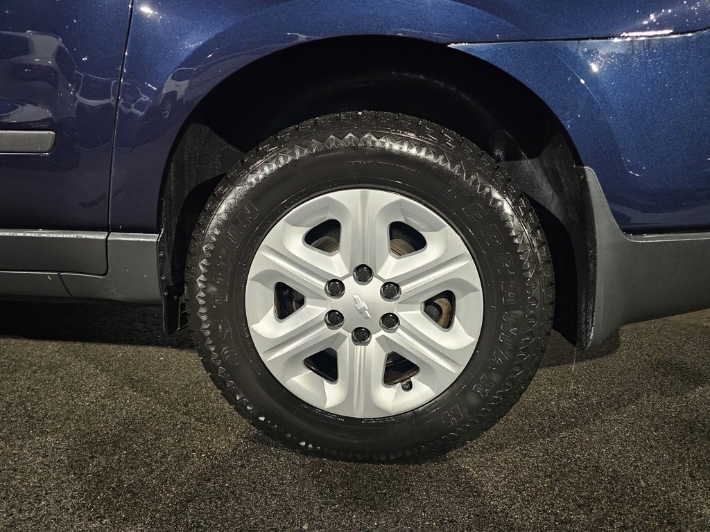 Used 2017 Chevrolet Traverse LS image 32