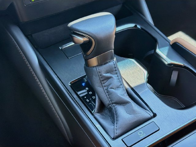 Used 2024 Lexus ES 350 w/ Technology Package FWD image 27
