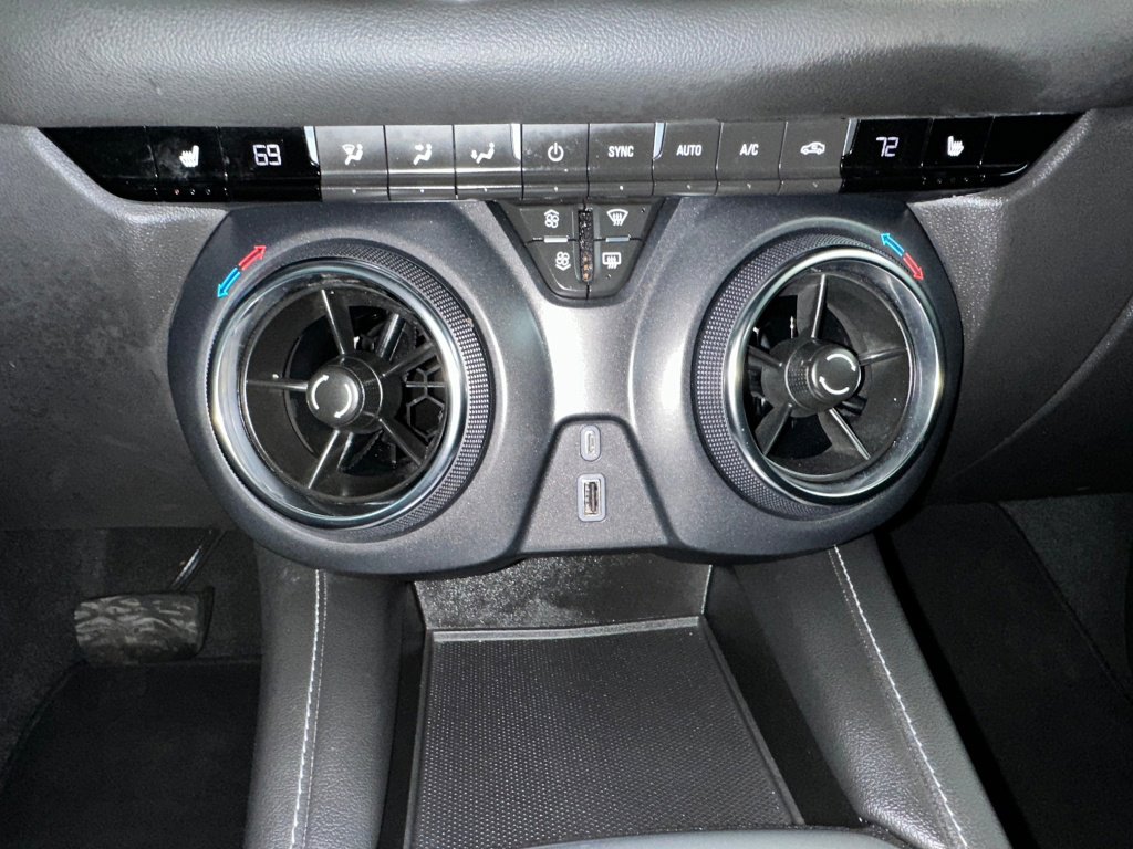 Used 2025 Chevrolet Blazer LT AWD/4WD image 15