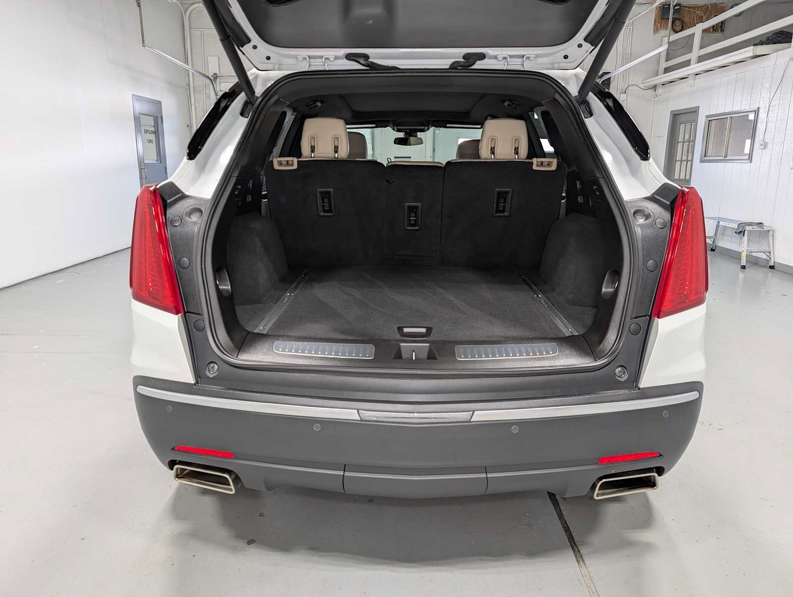 Used 2019 Cadillac XT5 Luxury AWD/4WD image 39