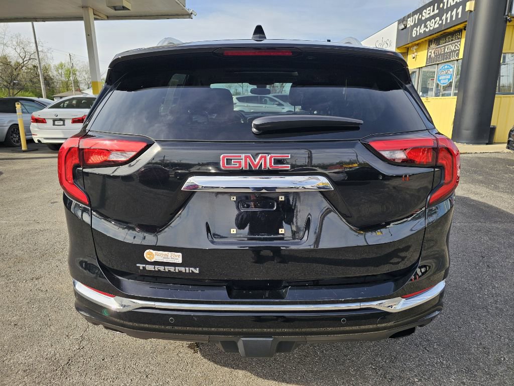 Used 2018 GMC Terrain Denali w/ Advanced Safety Package FWD image 10