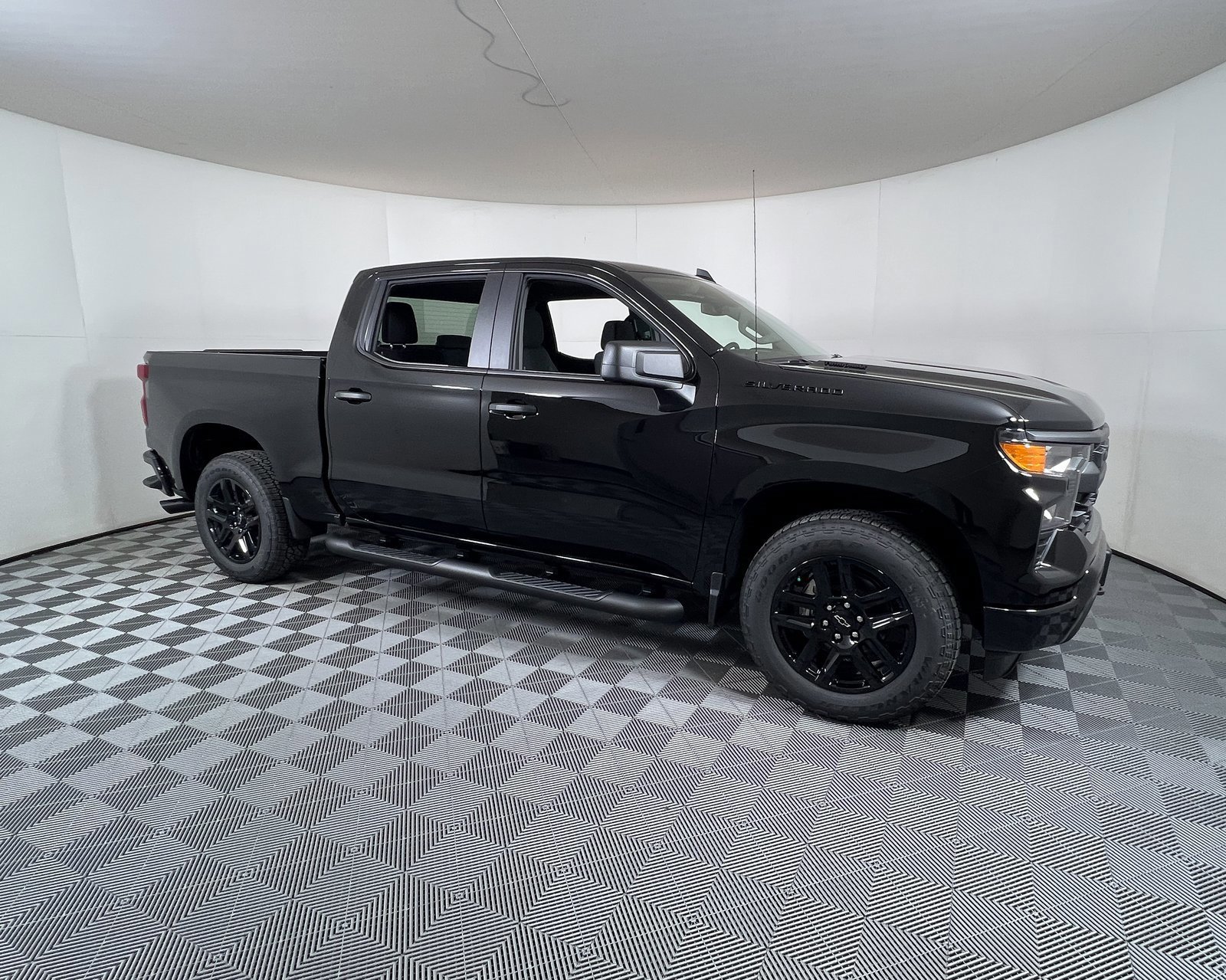New 2025 Chevrolet Silverado 1500 Custom w/ Turbomax Blackout Package