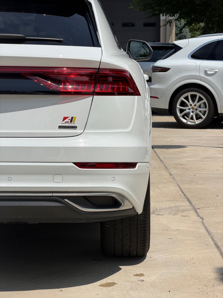 Used 2023 Audi Q8 Premium w/ Convenience Package AWD/4WD image 14