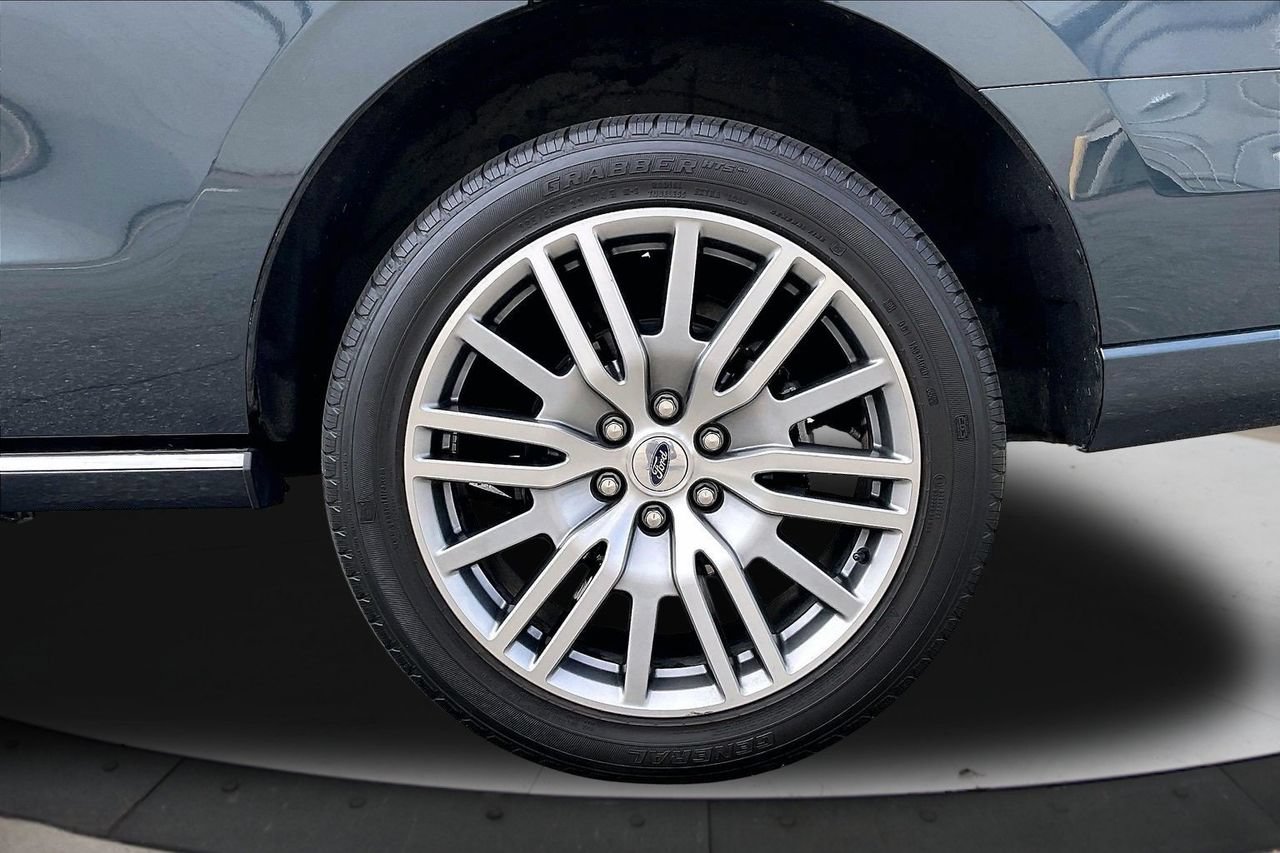 Used 2022 Ford Expedition Platinum AWD/4WD image 38