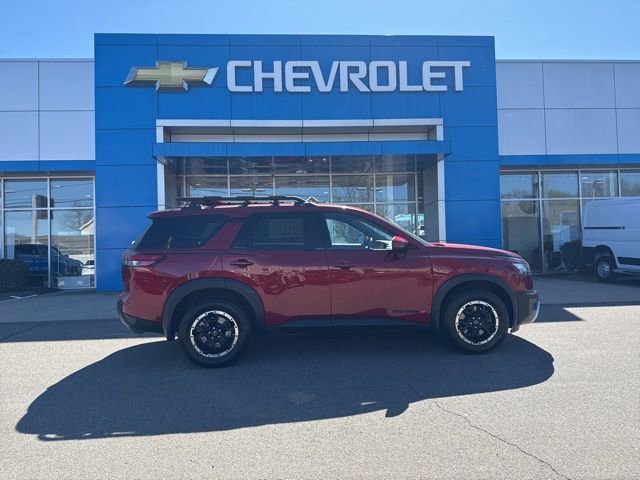 Used 2024 Nissan Pathfinder Rock Creek AWD/4WD image 5