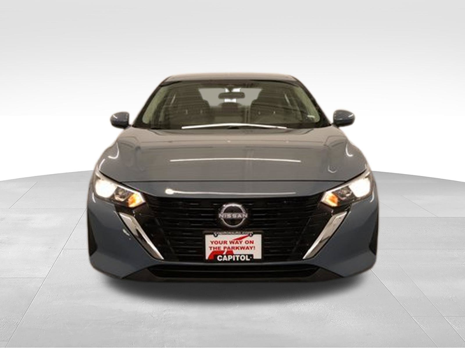 Used 2024 Nissan Sentra SV FWD image 7