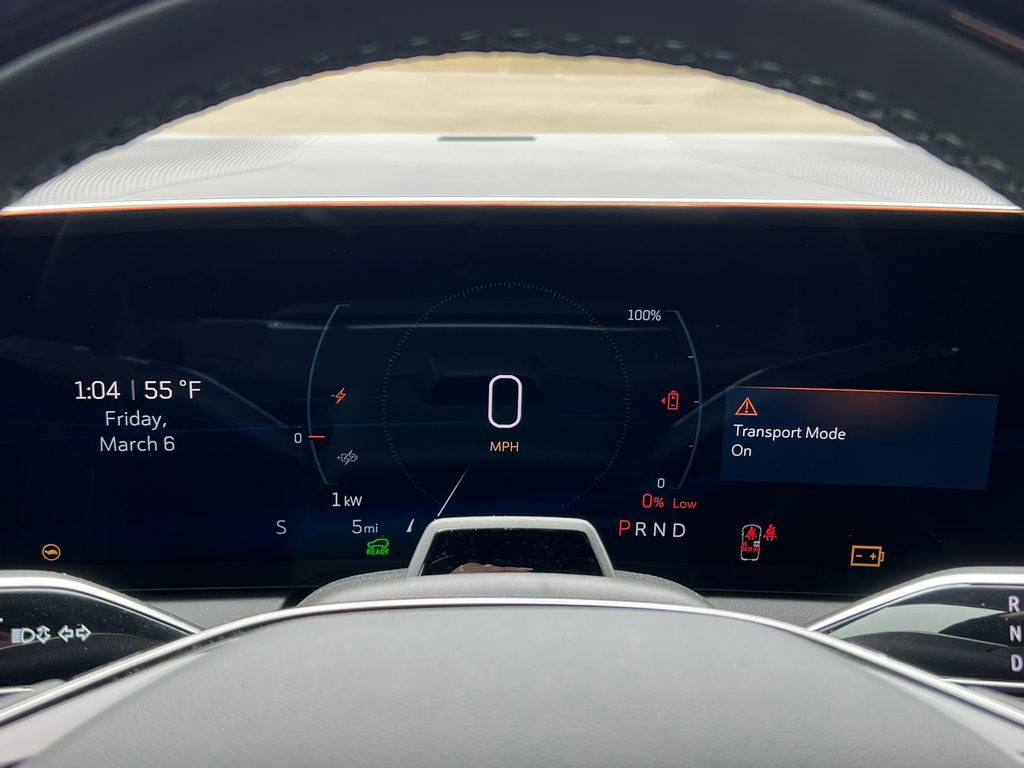 New 2026 Cadillac Optiq Luxury 1 image 18