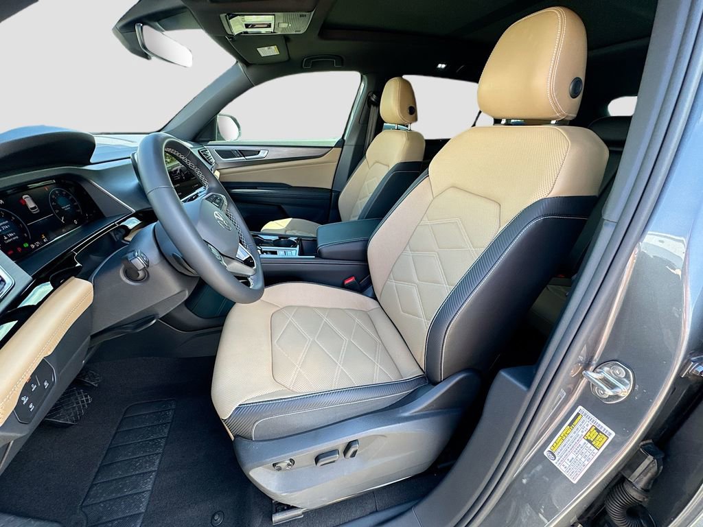 Used 2024 Volkswagen Atlas Cross Sport SE image 25