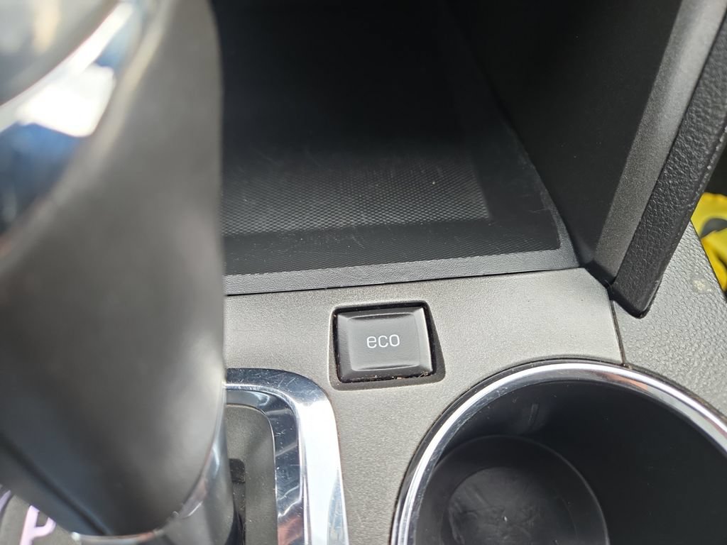 Used 2017 Chevrolet Equinox LT w/ Convenience Package FWD image 31