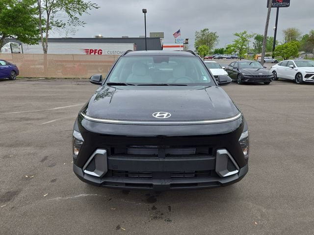 New 2025 Hyundai Kona SEL AWD/4WD image 3