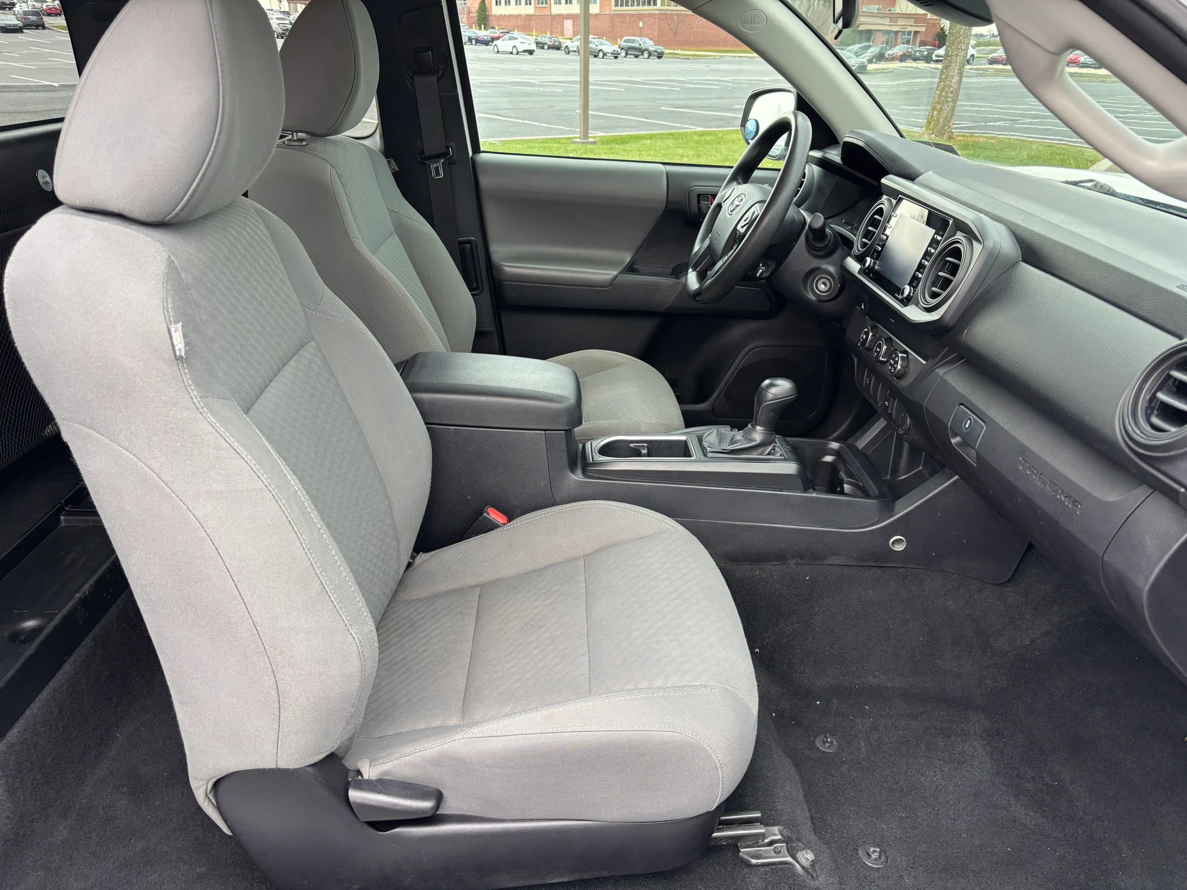 Used 2020 Toyota Tacoma SR image 17