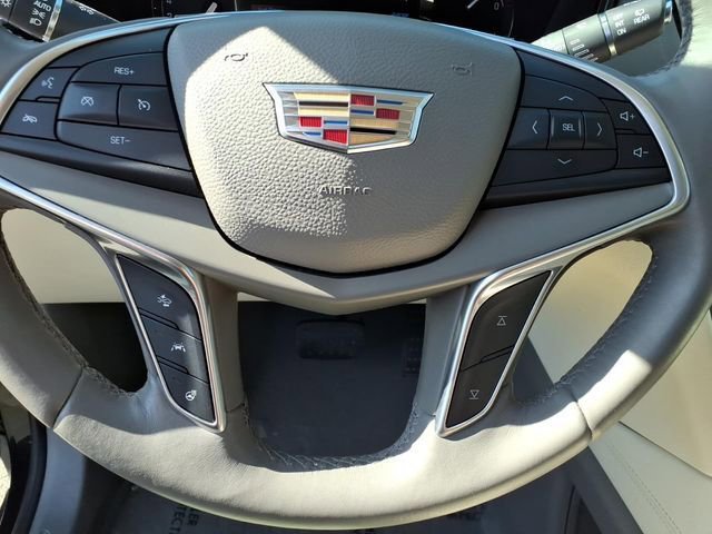 Used 2017 Cadillac XT5 Premium Luxury image 15