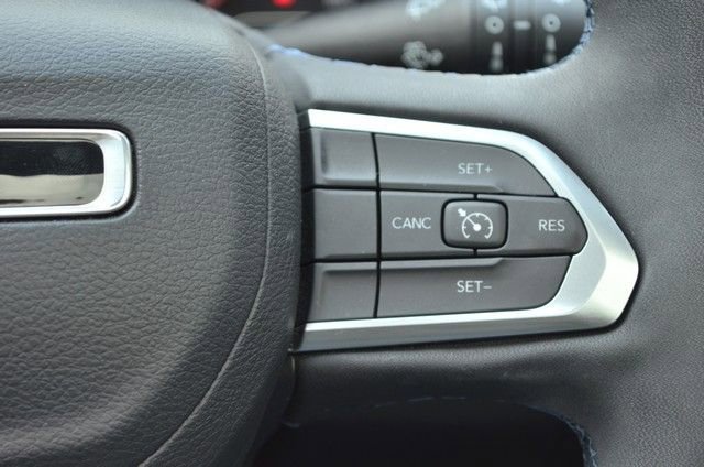 Used 2022 Jeep Compass Latitude w/ Sun and Sound Group image 21