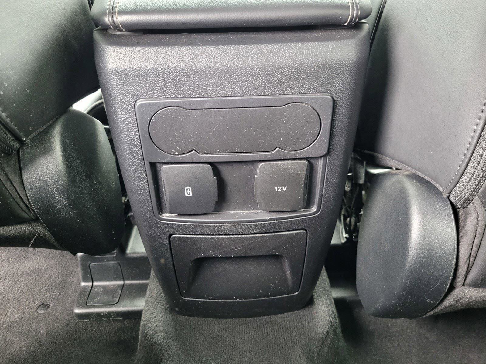 Used 2023 Ford Explorer XLT w/ Equipment Group 202A image 13