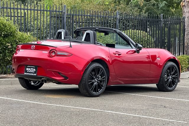 New 2026 MAZDA MX-5 Miata Club RWD image 4