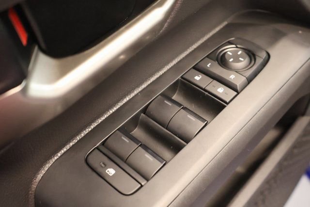 Used 2024 Toyota Tacoma TRD Sport AWD/4WD image 11