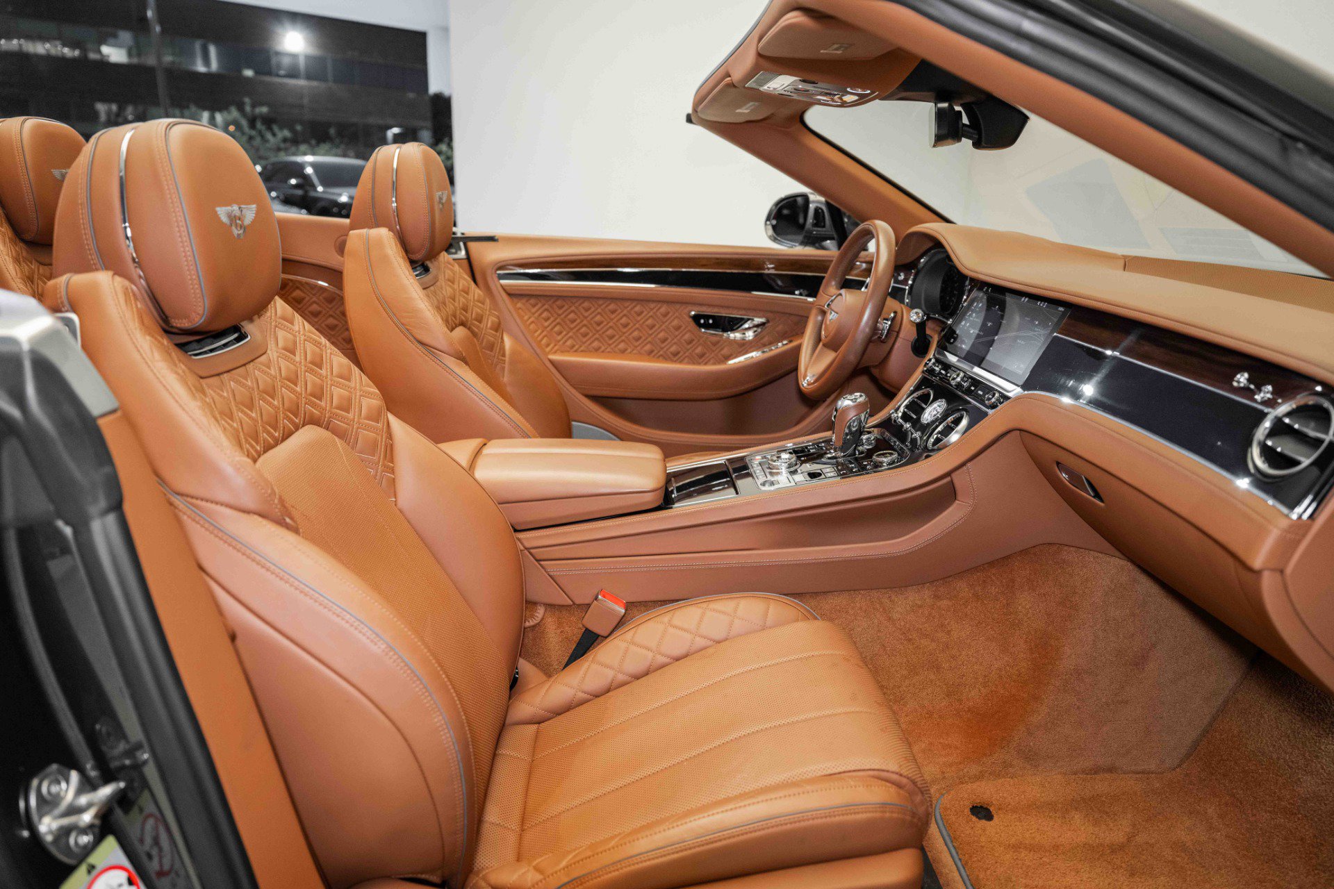 Used 2020 Bentley Continental GT image 2