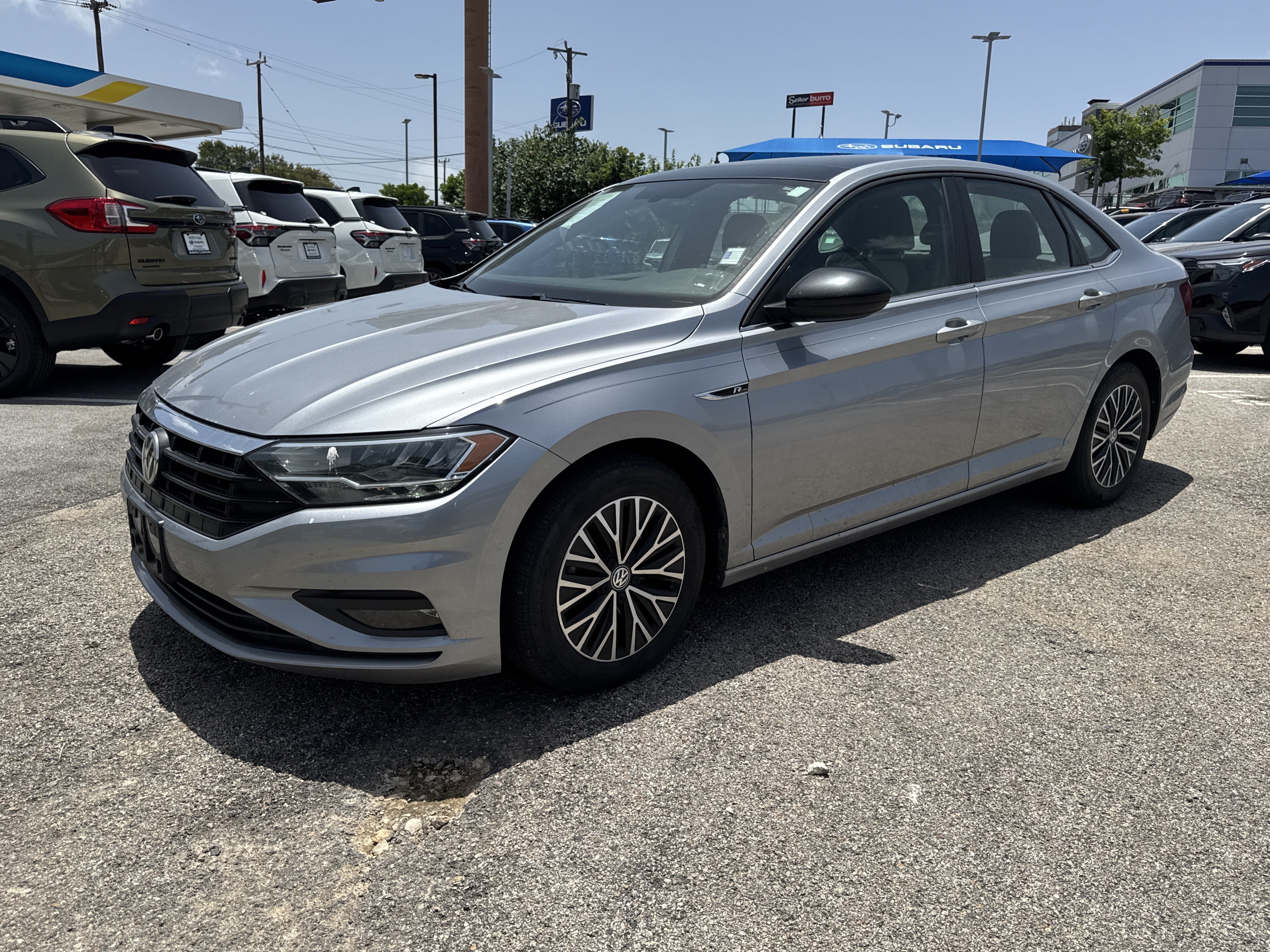 Used 2020 Volkswagen Jetta R-Line FWD image 7