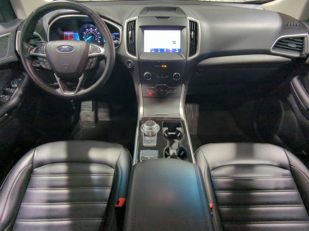 Used 2020 Ford Edge SEL image 28