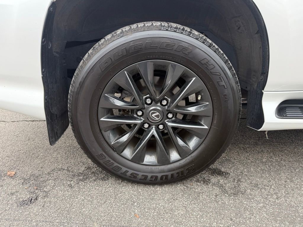Used 2023 Lexus GX 460 Premium w/ Premium Plus Package image 28