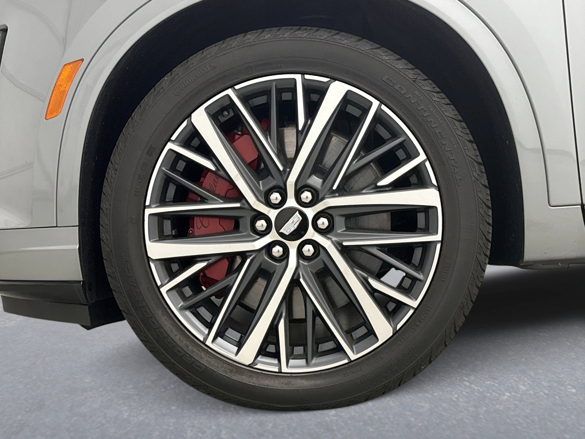 Used 2023 Cadillac XT6 Sport image 29