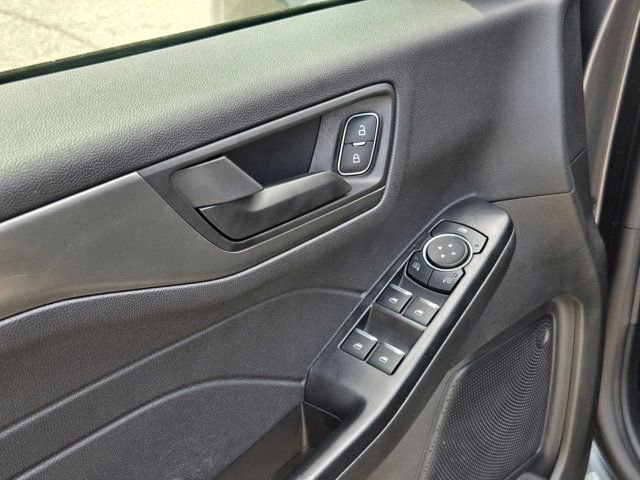 Used 2025 Ford Escape Active AWD/4WD image 14