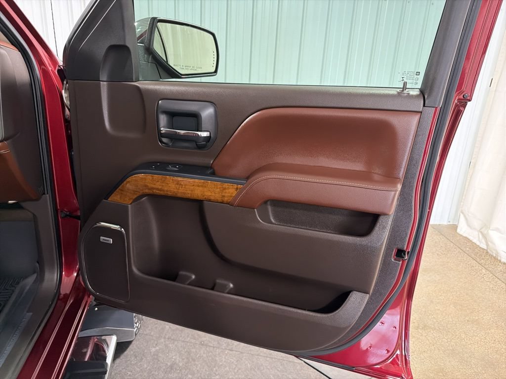 Used 2015 Chevrolet Silverado 2500 High Country w/ Duramax Plus Package AWD/4WD image 21