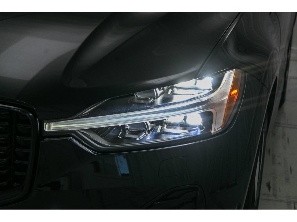 Used 2025 Volvo XC60 T8 Plus w/ Protection Package Premier AWD/4WD image 25