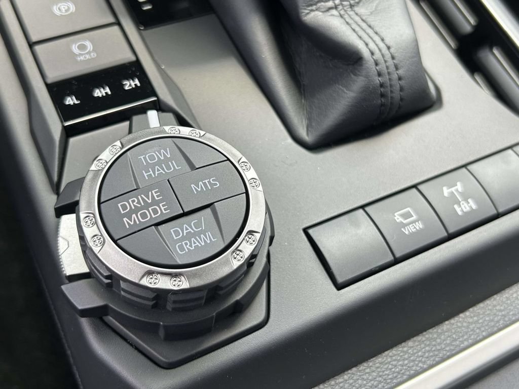 New 2026 Toyota 4Runner TRD Off-Road Premium AWD/4WD image 23