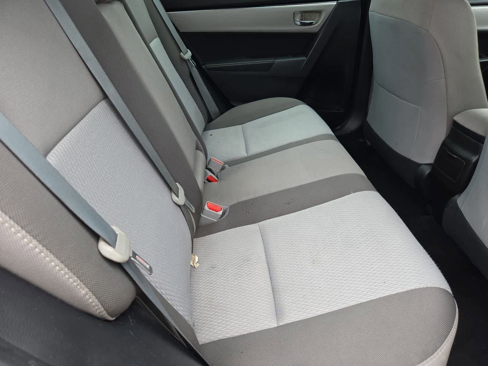 Used 2017 Toyota Corolla LE FWD image 19