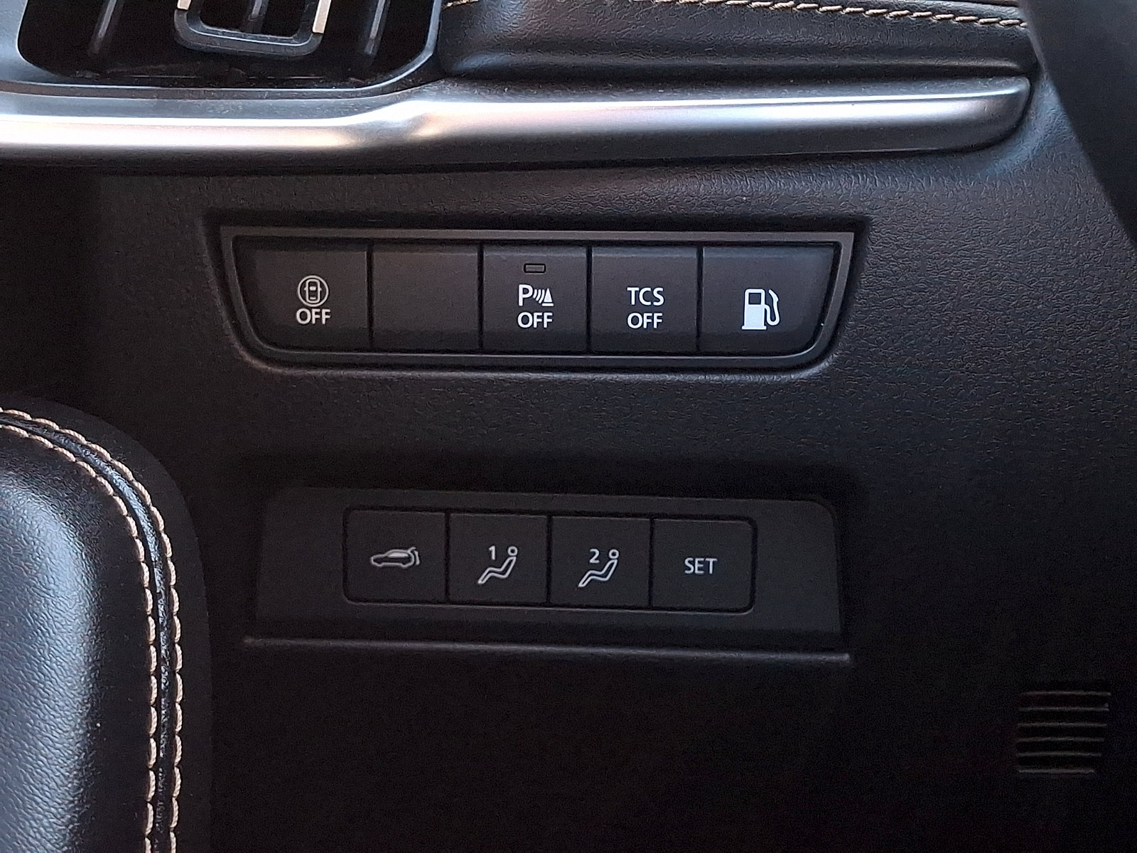 Certified 2024 MAZDA CX-90 Plug-In Hybrid w/ Premium Plus AWD/4WD image 27