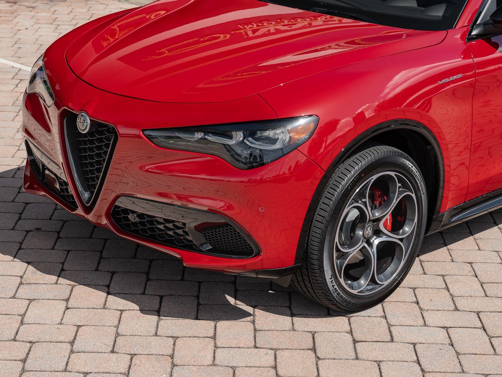 New 2024 Alfa Romeo Stelvio Veloce image 23