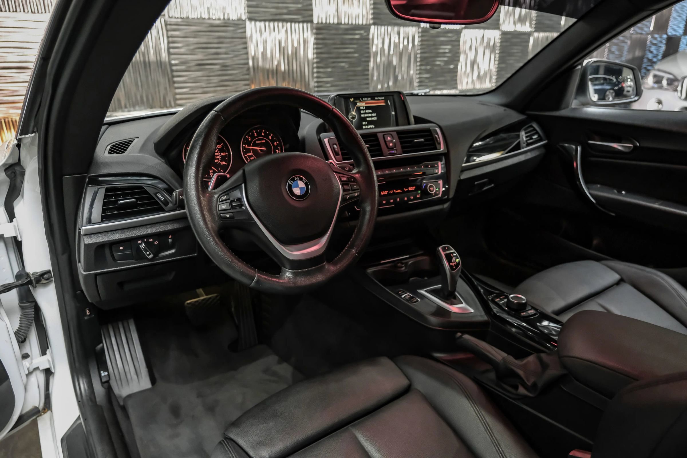 Used 2017 BMW 230i Coupe RWD image 3