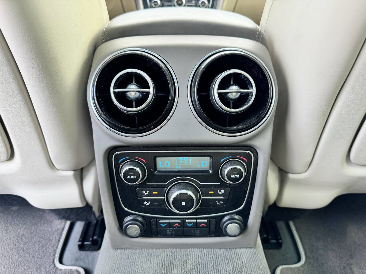 Used 2013 Jaguar XJ L Portfolio image 14