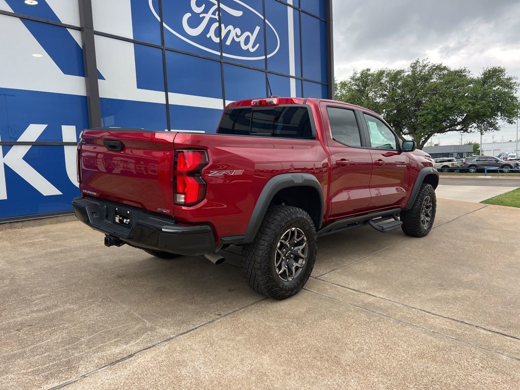 Used 2025 Chevrolet Colorado ZR2 AWD/4WD image 8