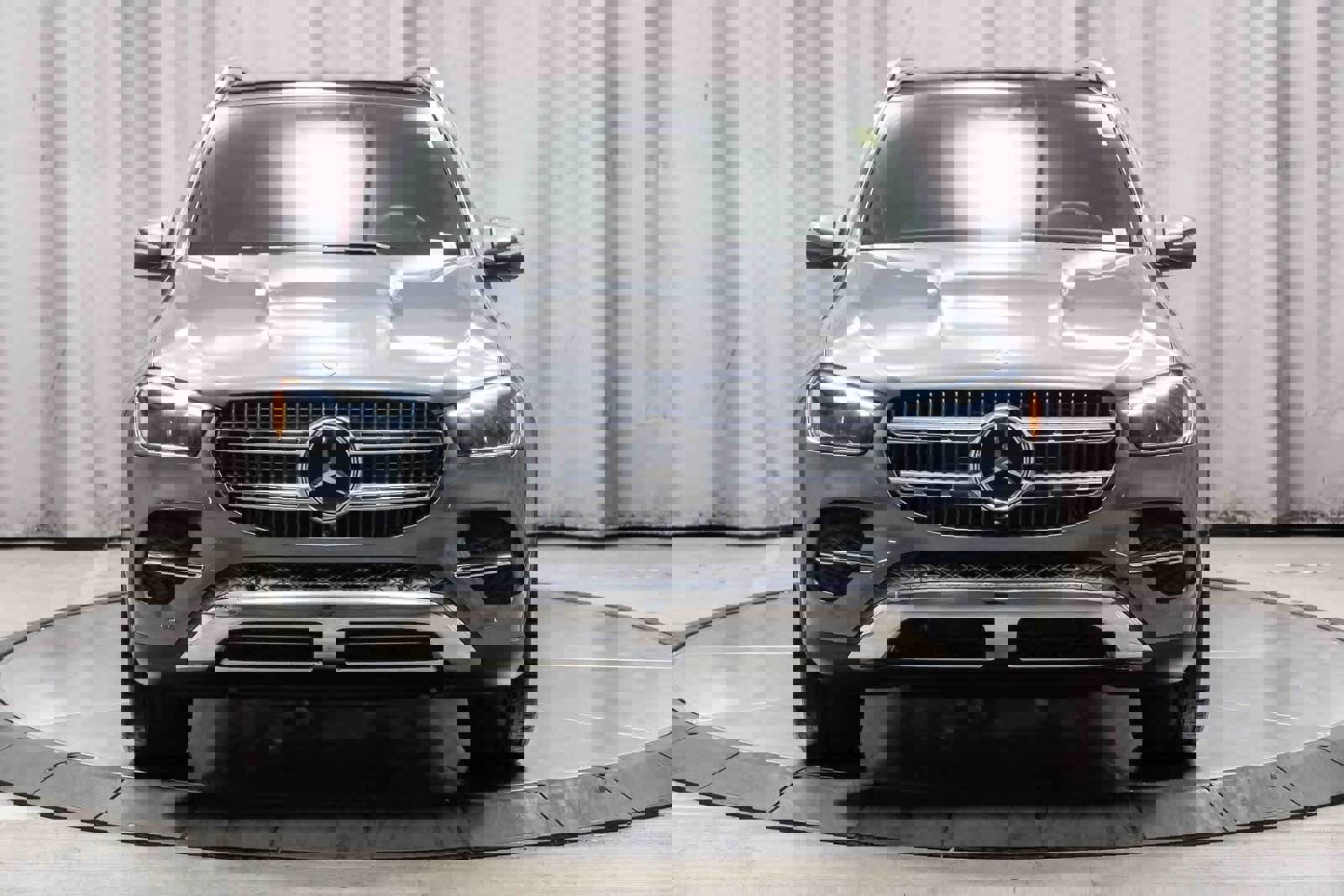 Used 2025 Mercedes-Benz GLE 450e 4MATIC image 6