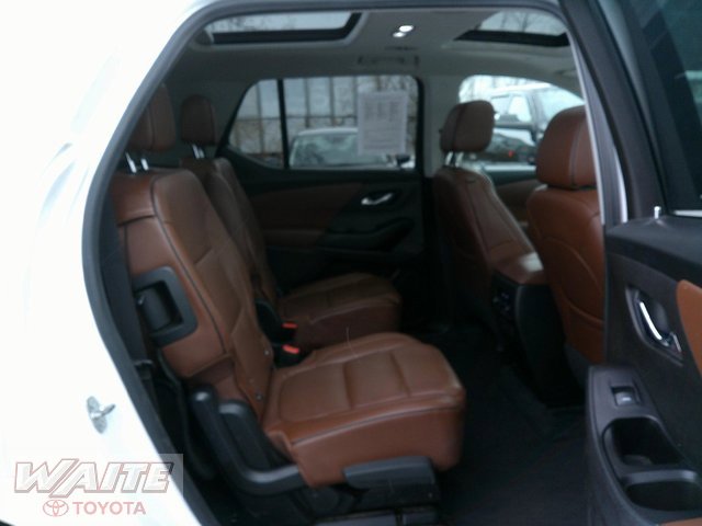 Used 2020 Chevrolet Traverse High Country image 34