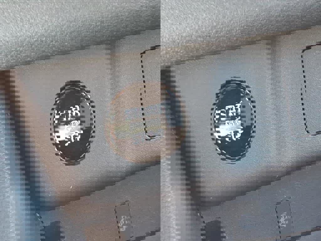 Used 2026 Nissan Rogue SL image 15