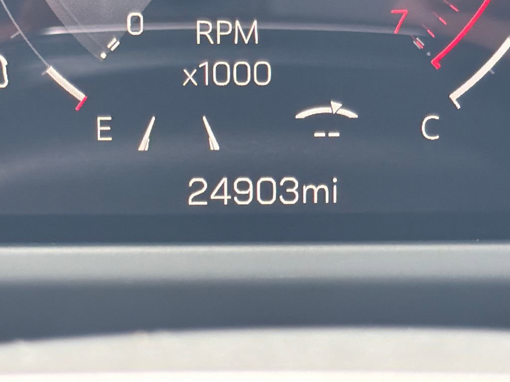 Certified 2024 GMC Acadia AT4 w/ Luxury Package AWD/4WD image 32