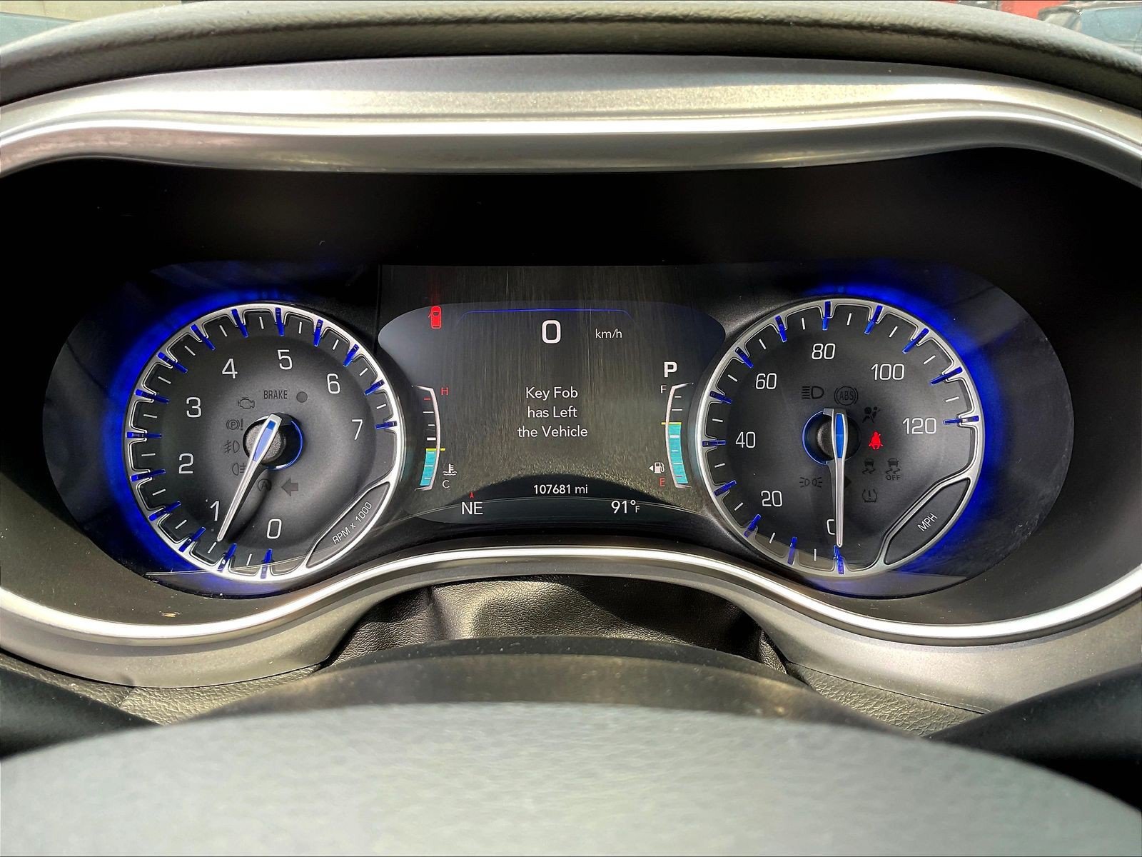Used 2019 Chrysler Pacifica Touring Plus w/ Advanced Safetytec Group FWD image 13