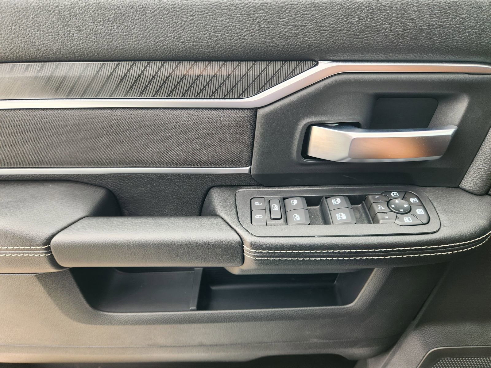 New 2026 RAM 2500 Lone Star AWD/4WD image 21