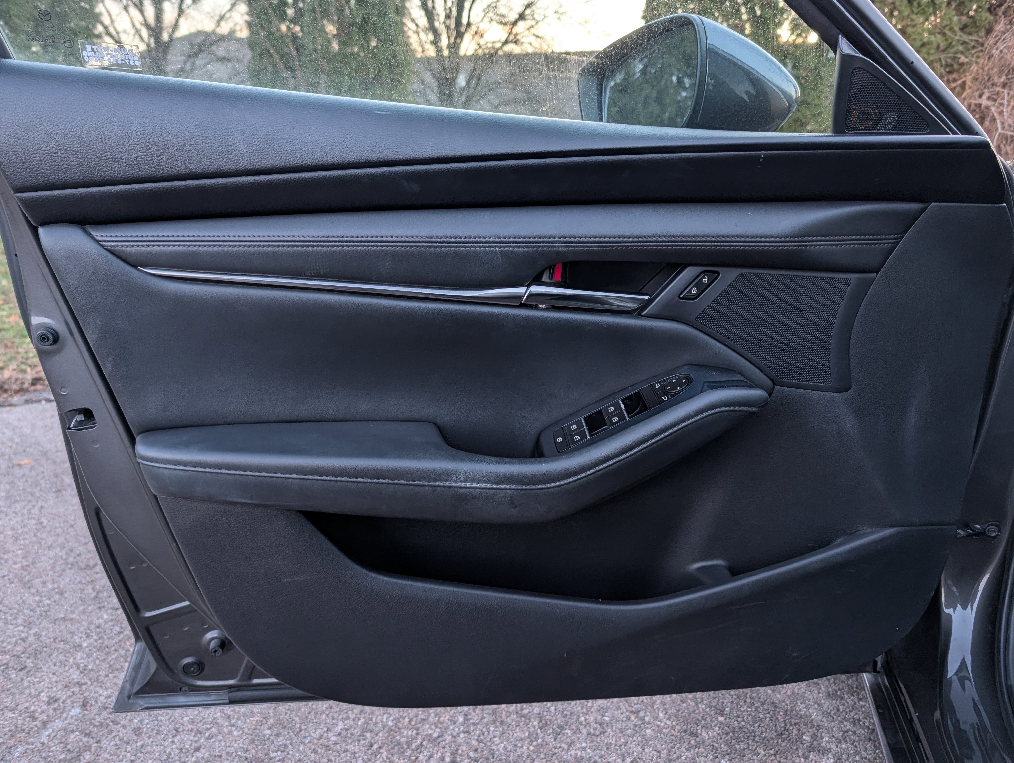 Used 2019 MAZDA MAZDA3 Sedan w/ Select Package image 25