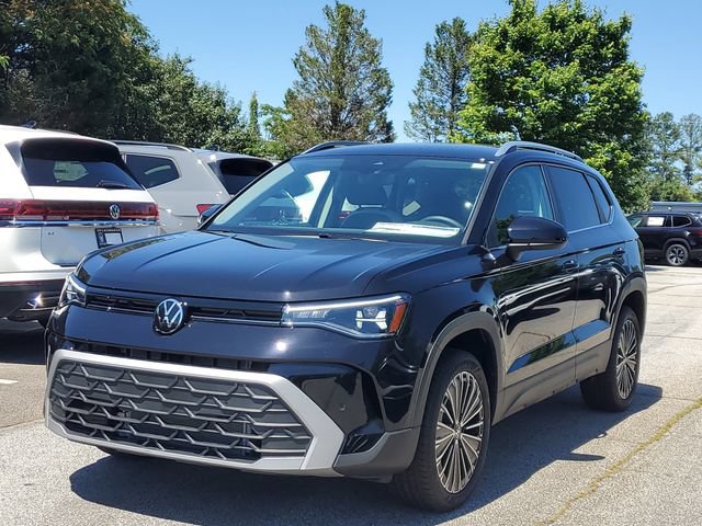 New 2026 Volkswagen Taos SE FWD image 31