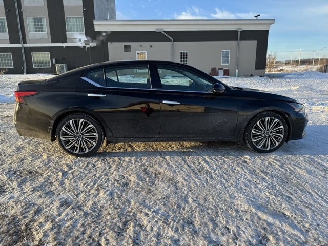 Used 2023 Nissan Altima 2.5 SL image 13