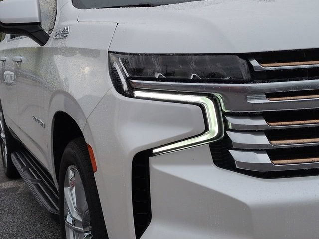 Used 2024 Chevrolet Suburban High Country w/ Advanced Technology Package AWD/4WD image 11