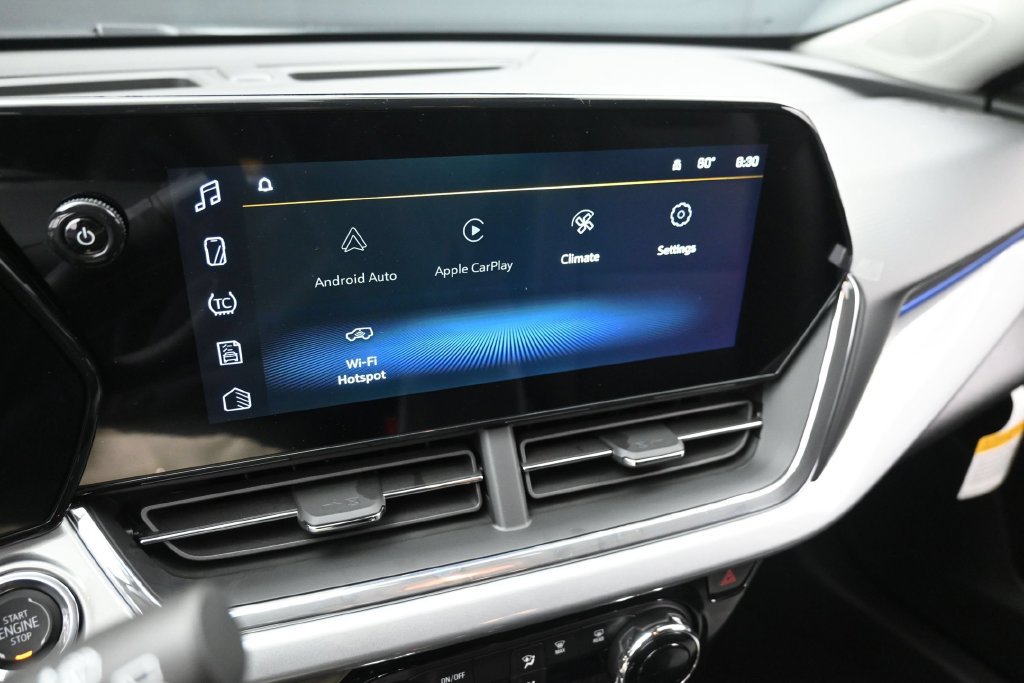 New 2026 Chevrolet Trax LT w/ Driver Confidence Package FWD image 9