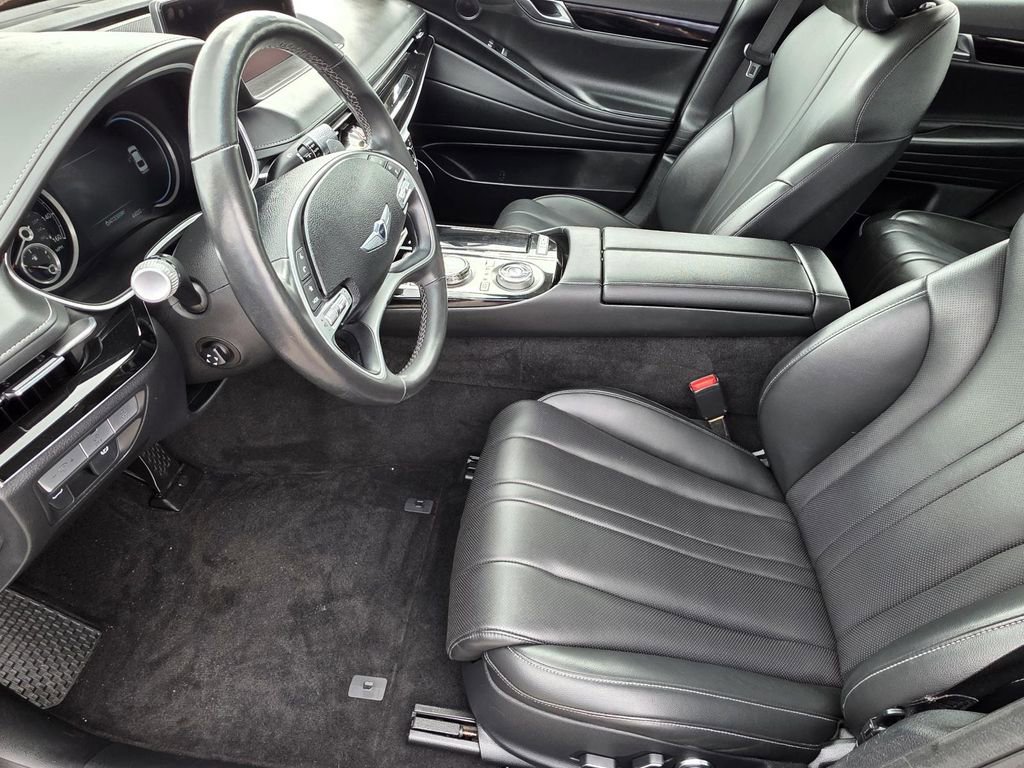 Used 2023 Genesis G80 2.5T image 7